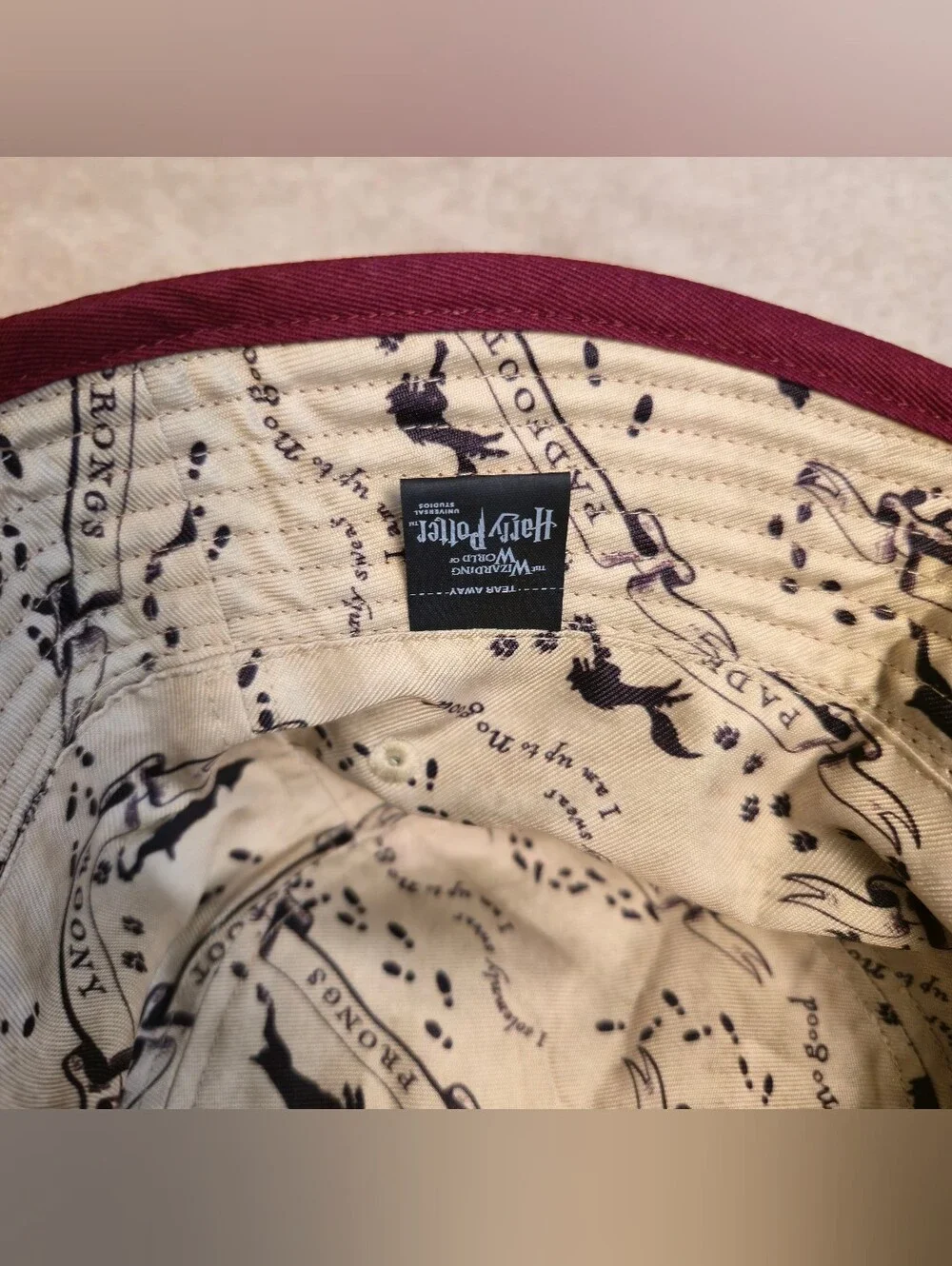 Harry Potter Marauders Map Reversible Bucket Hat Universal Studios Burgundy
